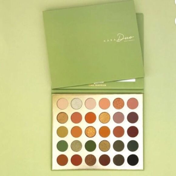 Kara Beauty Kara Duo Time Traveler Pro Palette - Picture 2 of 5